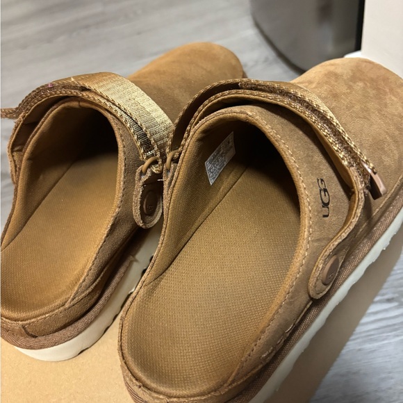 UGG Golden star clogs - Picture 6 of 11